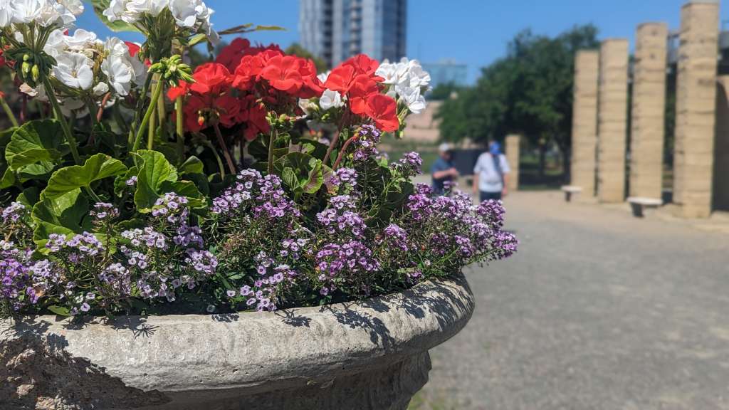 Charity Tournament: Tête-à-Tête